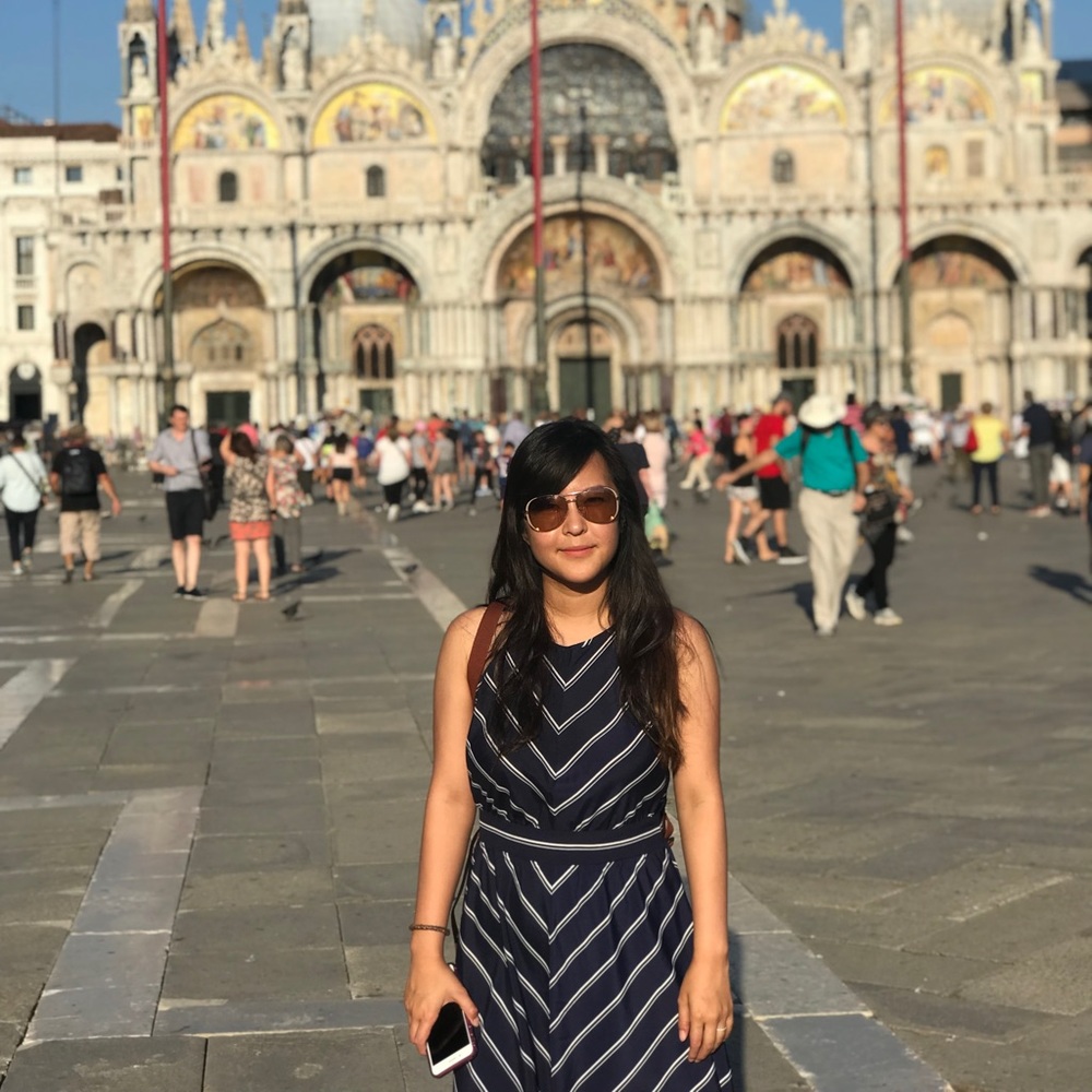 Meet your Posher, Jeanette